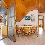 In 40852 Apartament *