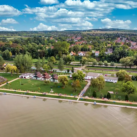 In Balatonmariafürdo 40852 Balatonmáriafürdő