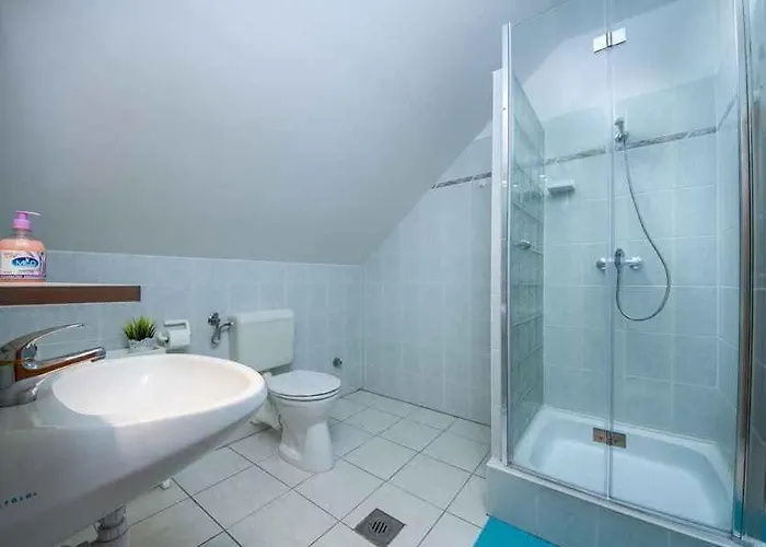 In Balatonmariafürdo 40852 * Balatonmáriafürdő